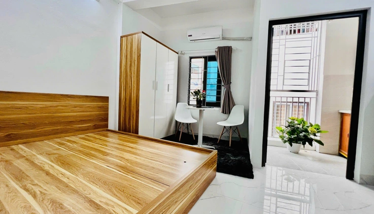 Cần bán căn hộ dịch vụ tại Cầu Diễn, Hà Nội, với diện tích 50m² và kết cấu 6 tầng kiên cố có thang máy