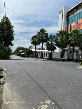Chúng tôi đang có một nền đất đẹp tại đường số 14 khu Sao Mai, gần đường Thục Phán