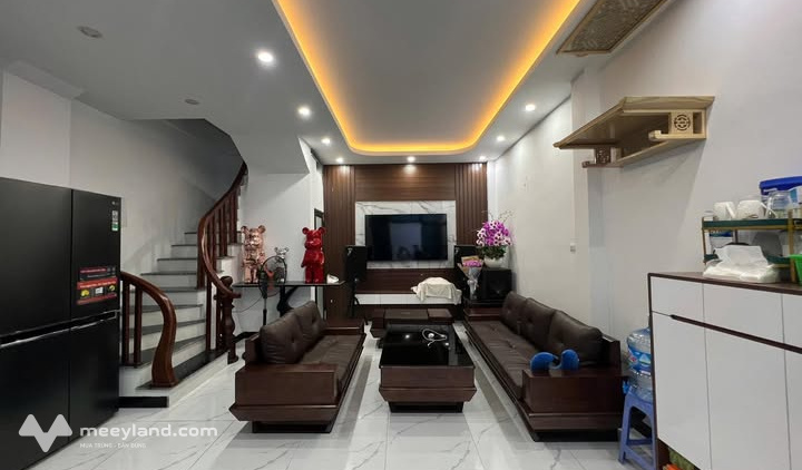 Tọa lạc tại Yên Ngưu, Tam Hiệp, ngôi nhà dân xây này mang vẻ đẹp cổ điển