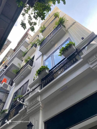 Nhà 5 tầng Yên Hòa, Cầu Giấy 40m2, mặt tiền 4,5m, trung tâm tiện ích, thoáng đãng, giá đầu tư