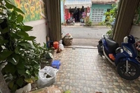 Nhà mới xây 190m2 tại Phú Hưng, Bến Tre, sổ hồng riêng, ô tô vào tận nơi