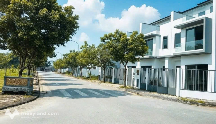 Bán nhà liền kề thành phố Vinh, 3 tầng, 92,5m², đường 12m, giá 3,5 tỷ