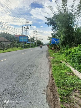 Đất Quốc Lộ 57C, kinh doanh bạt ngàn, vuông vức, giá hời