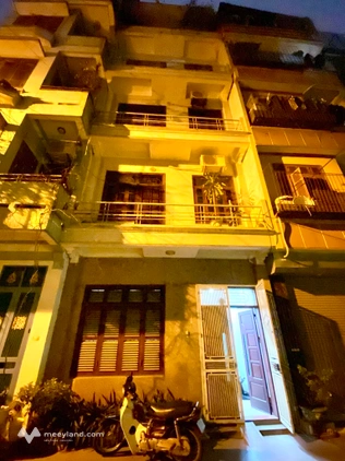 Nhà 6 tầng, Trần Đại Nghĩa, mặt tiền rộng, vỉa hè kinh doanh