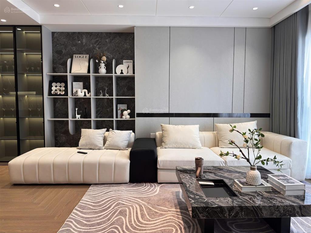 Mulberry land, mỗ lao. căn góc 3 ngủ 127m² tầng trung full nội thất đẹp, sẵn sổ giá 8.9 tỷ bao phí