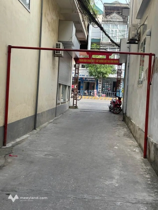 Nhà 3 tầng, Trần Hưng Đạo 42m2, 2 tỷ, về ở ngay, khỏi lo nghĩ