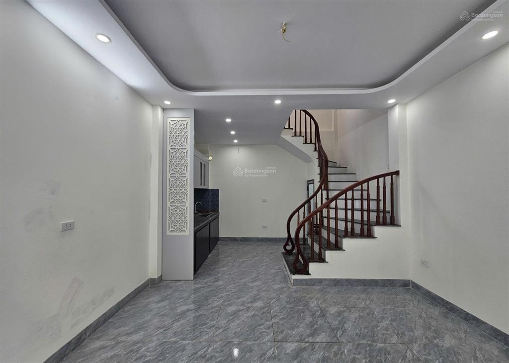 Bán nhà xây mới gần bến xe yên nghĩa 32m² xây 4 tầng 3 pn cách 10m ra đường ô tô ngõ thông 3.6 tỷ
