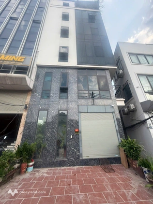 Nhà Cầu Giấy, sân rộng đỗ ô tô, 4 phòng ngủ khép kín, kinh doanh đỉnh