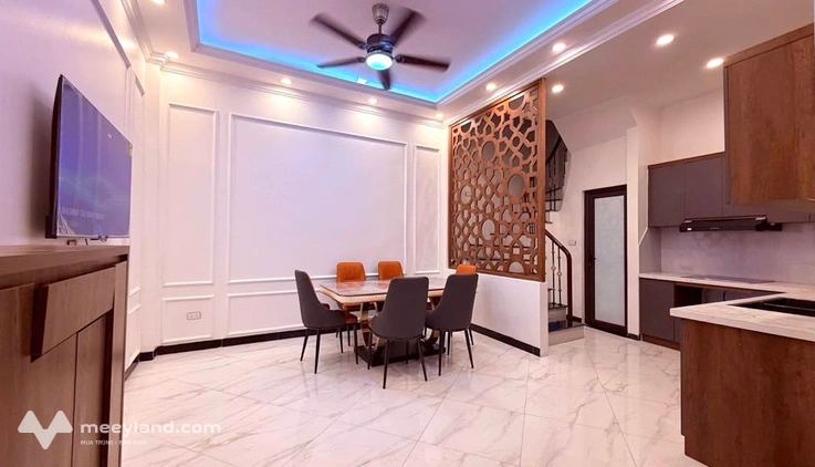 Tọa lạc tại trái tim quận Ba Đình, Hà Nội, căn nhà mơ ước