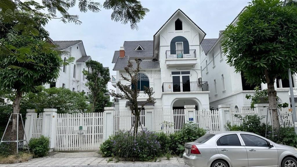 BIỆT THỰ ĐƠN LẬP KHU VIP HÀNG XÓM TOÀN SẾP LỚN - MẶT TIỀN QUYỀN LỰC 14m - ĐƯỜNG 4 Ô TÔ TRÁNH. LH.0975623555