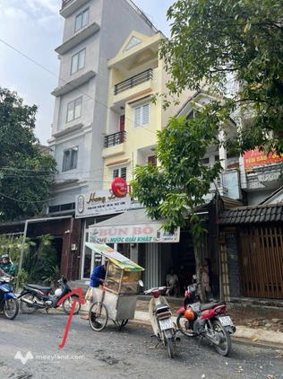Nhà đường 79 Phường Tân Quy, quận 7, trệt, 2 lầu sân thượng giá 17,5 tỷ