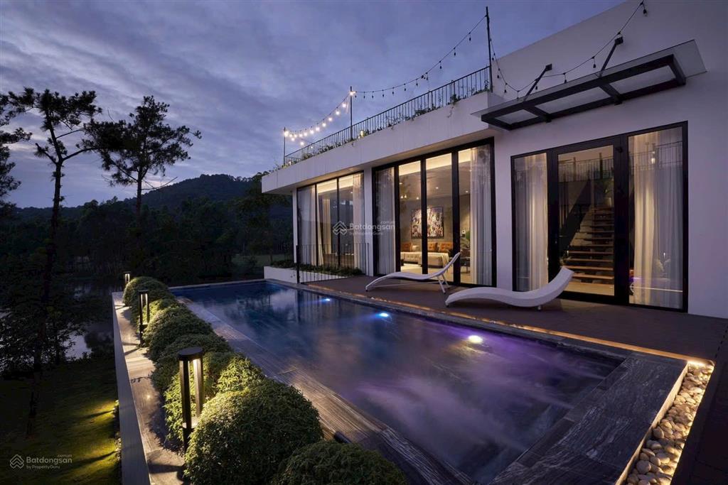 Bán villa mặt hồ hiếm tại venus resort 250m3pn,bể bơi riêng sổ lâu dài, sân vườn rộng, chỉ 13,5tỷ