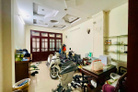 Bán nhà Nguyễn Đình Hoàn, Cầu Giấy, 45m2 x 5 tầng, 6 ngủ, 2 thoáng, ngõ nông, giá 13.99 tỷ