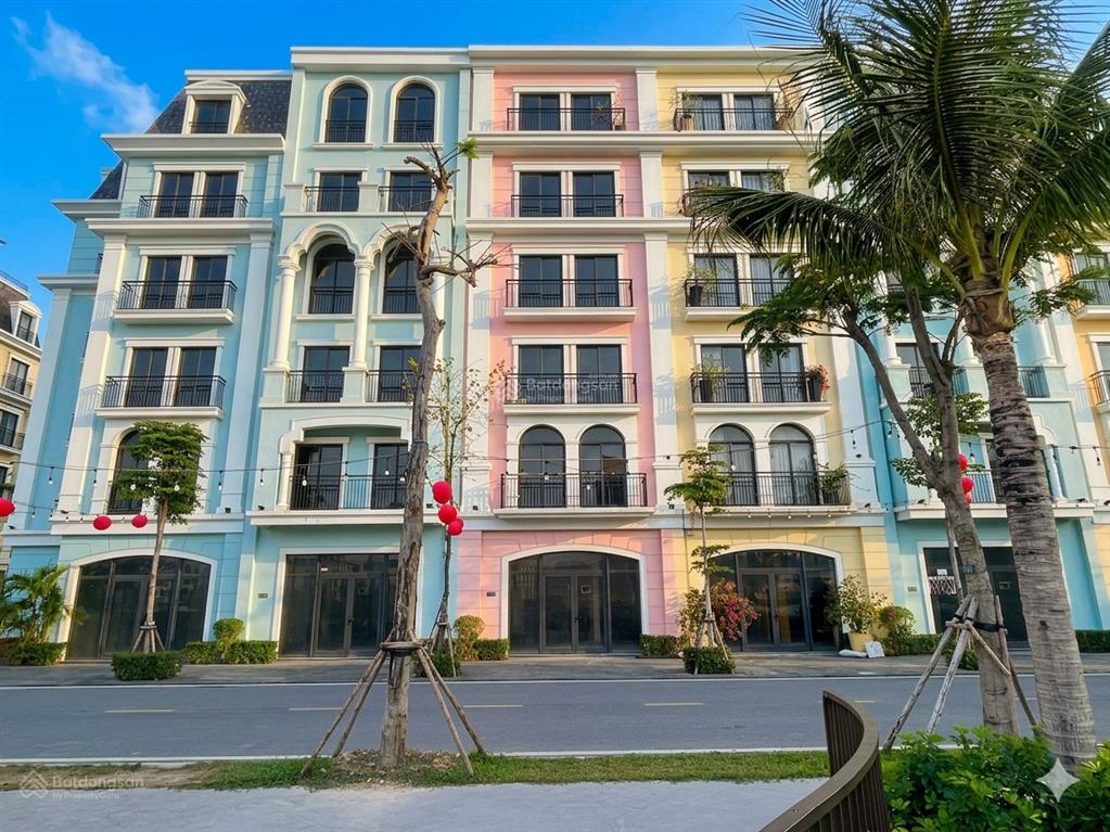 Trí đại bán gấp căn góc harbor bay trục đường đôi sát nhạc nước giá chỉ 12.x tỷ.0973 670 ***
