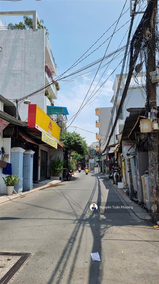 80m2 chỉ hơn 8 tỷ ngay cổng kcn tân bình mt đường 12m,chỉ 2 bước chân ra trường chinh,rẻ i kv