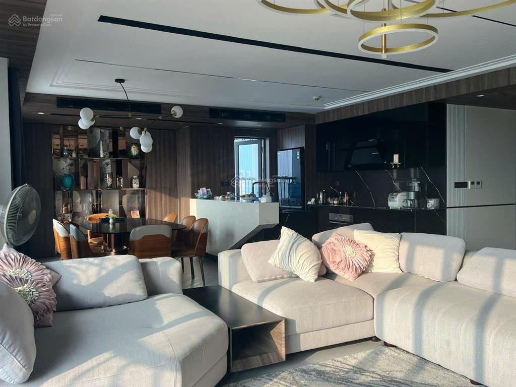 Chính chủ bán căn hộ tại lancaster núi trúc 116m2, 3 ngủ, ban công view hồ, nội thất đầy đủ, sổ đỏ
