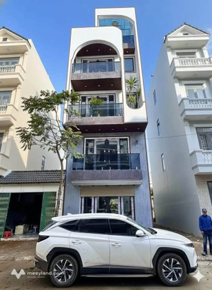 Bán nhà 5 tầng thang máy Khu đô thị Mỹ Trung - Nam Định, nhà đang hoàn thiện những khâu cuối cùng, full nội thất cao cấ