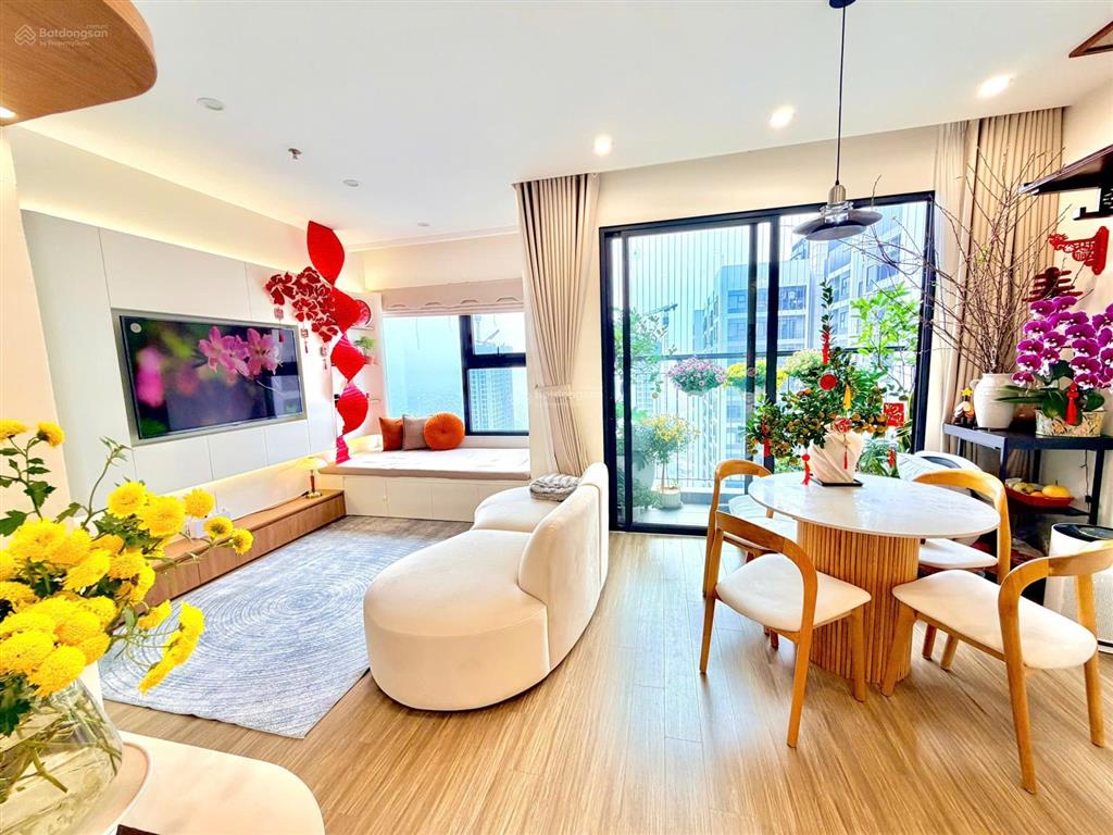 Ngộp bank chủ nhà bán gấp ch 2pn+ 63,7m² căn góc 4,3 tỷ tại phân sapphire vinhomes smart city!
