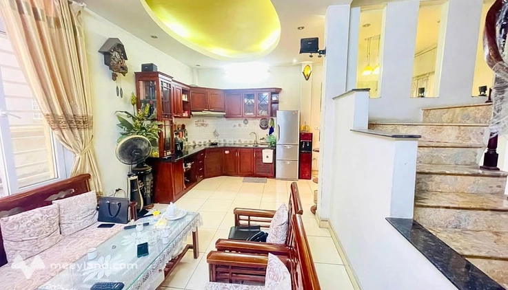 Bán nhà Kim Mã – Ba Đình - 9.5 tỷ – 38m² – 5 tầng – 2 mặt ngõ thoáng