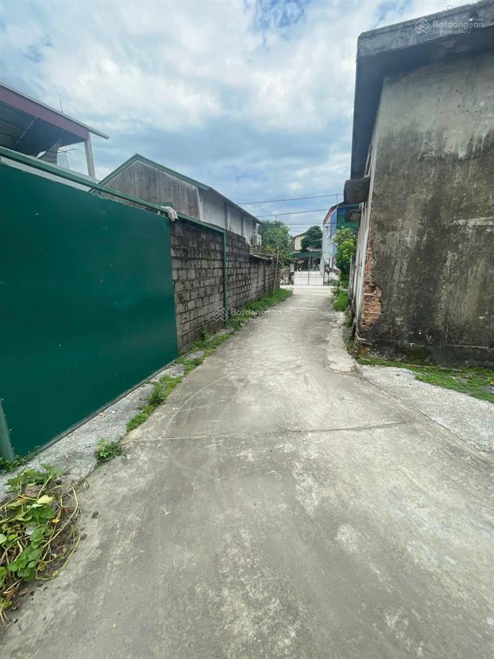 Chính chủ gửi bán lô đất đẹp dưới ứng hòa vị trí cực tiềm năng, đường thông thoáng