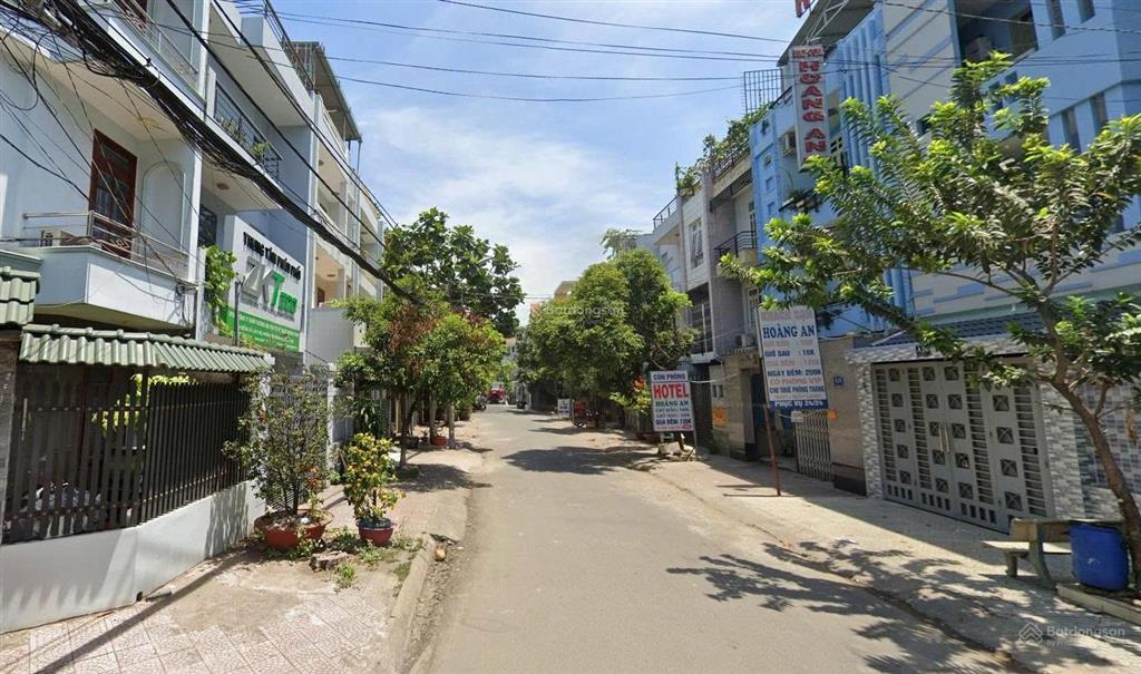 Bán đất hẻm 8m, 1/ đường tô ký đối diện quân đội, kdc k82. dt 6x20m giá 8.6 tỷ thương lượng