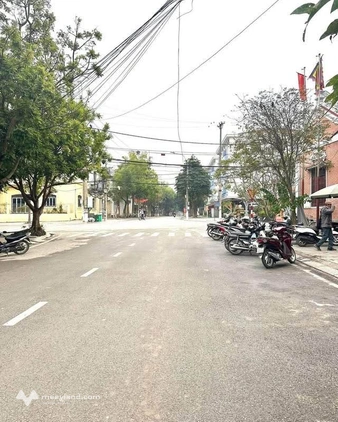 Bán đất mặt đường Nguyễn Thái Học – Gần Hùng Vương, Vincom