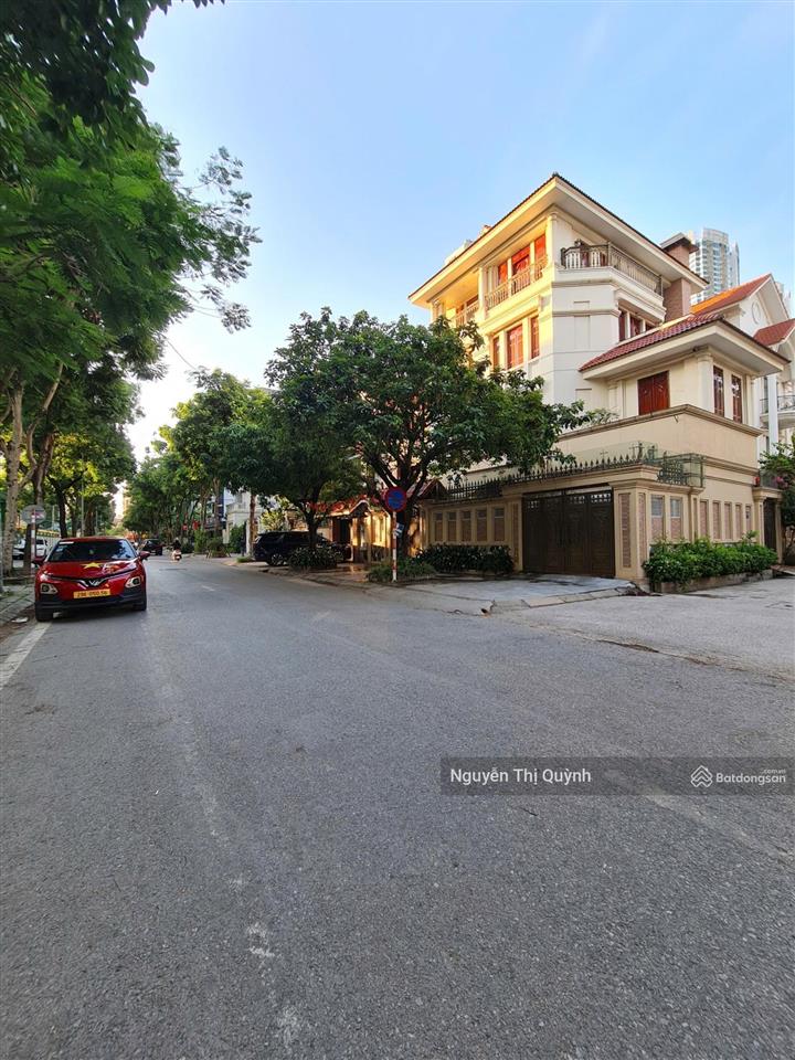 Biệt thự kđt mễ trì hạ vị trí đẹp. 190m² x 5t thang máy. mt 10m. khu vip trung tâm nam từ liêm.