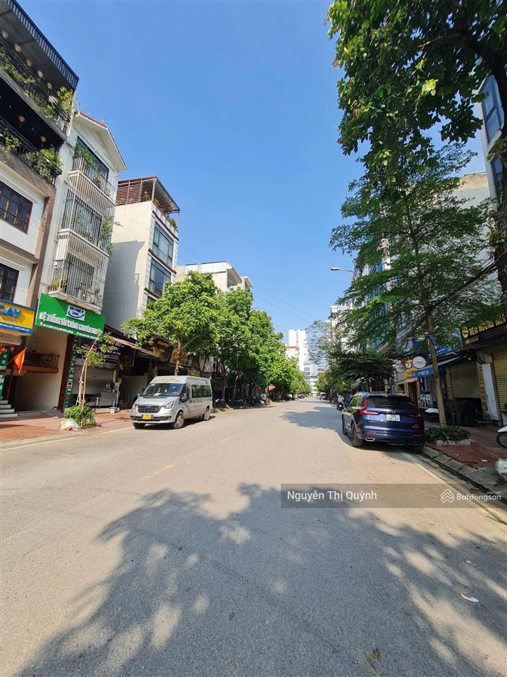 Đất phân lô tđc phú diễn đối diện trường đh tài nguyên và môi trường 100m² mặt tiền 6m