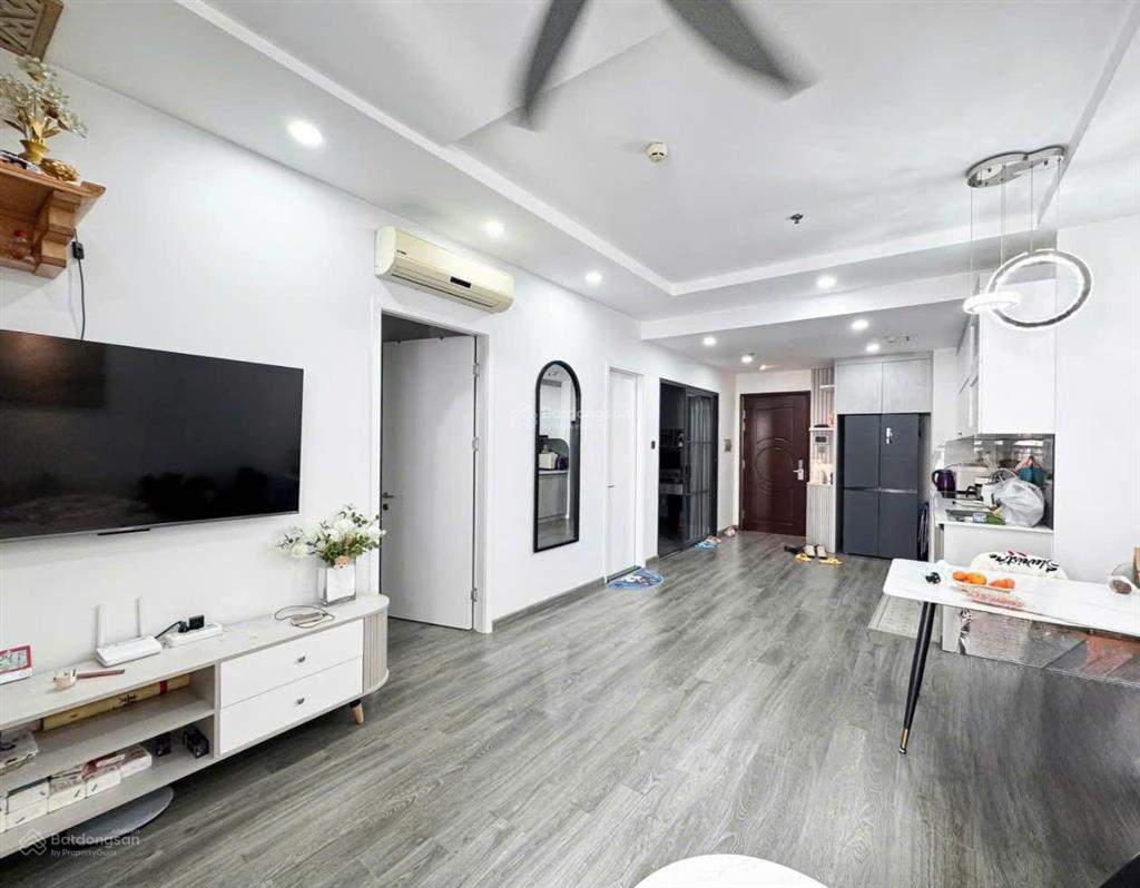 Nhỉnh 8 tỷ mua căn hộ 2 phòng ngủ 2 wc tại vinhomes times city park hill
