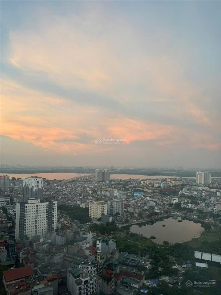 Bán căn góc đông nam 3 ngủ sáng có slot xe times city 110 m2 13.999 tỷ