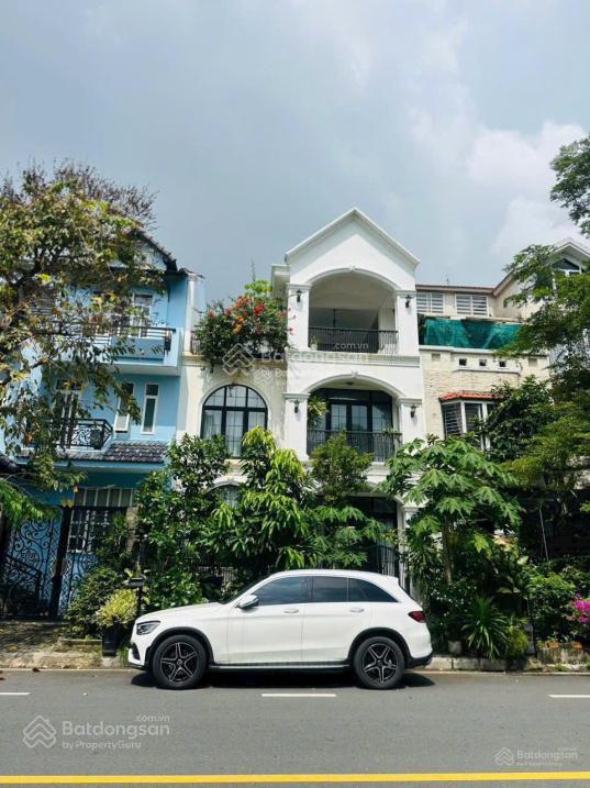 Bán villa nam do phú mỹ hưng 2 mặt tiền đường lớn nhà mới đẹp 56 tỷ