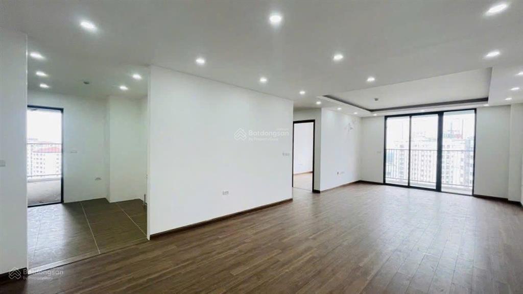 Căn mới giá thật, chính chủ bán ch 123m² 4pn view mát mới nhận nhà giá 61 triệu/m2 cc x2 đại kim