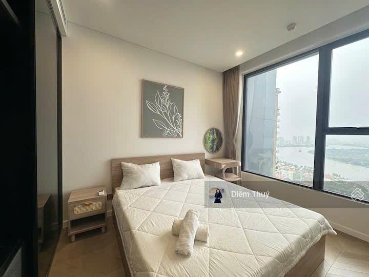 Độc quyền bán căn 2 phòng ngủ lumiere riverside tầng cao, view sông siêu đẹp, sổ hồng trao tay