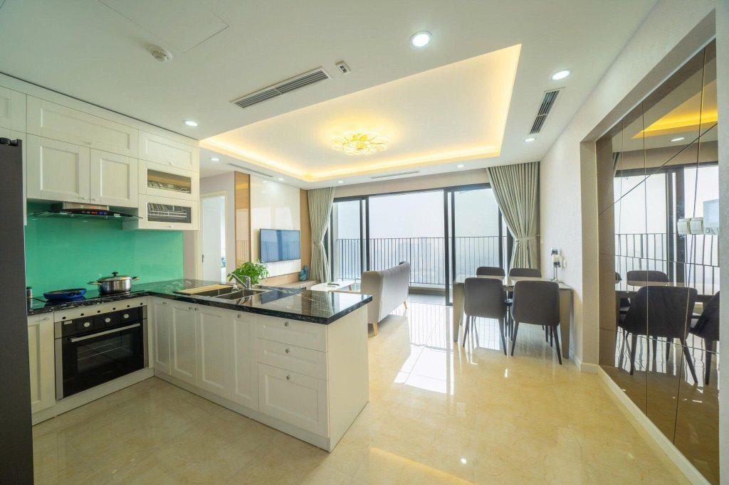 CHUYỂN NHƯỢNG sớm căn 3Pn 95m2 view hồ trực diện tại Vinhomes D'capitale/ C6/ 12 tỷ