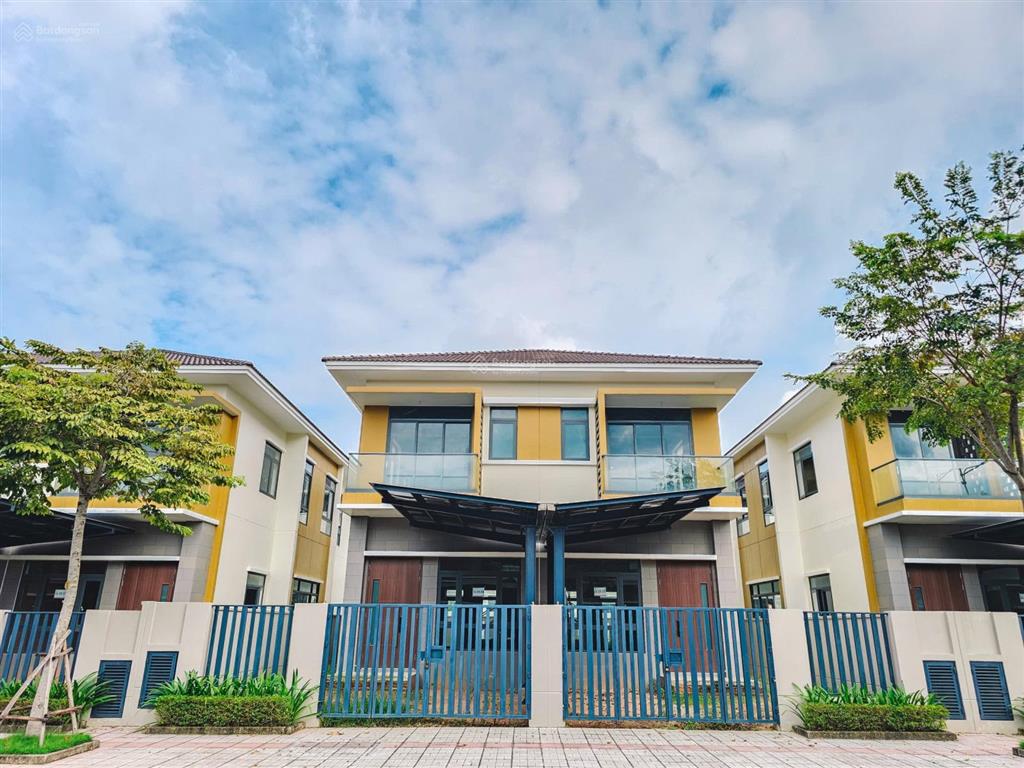 Biệt thự song lập 168m2 2tầng 4tỷ950 tại kđt suncasa central vsip 2 bình dương