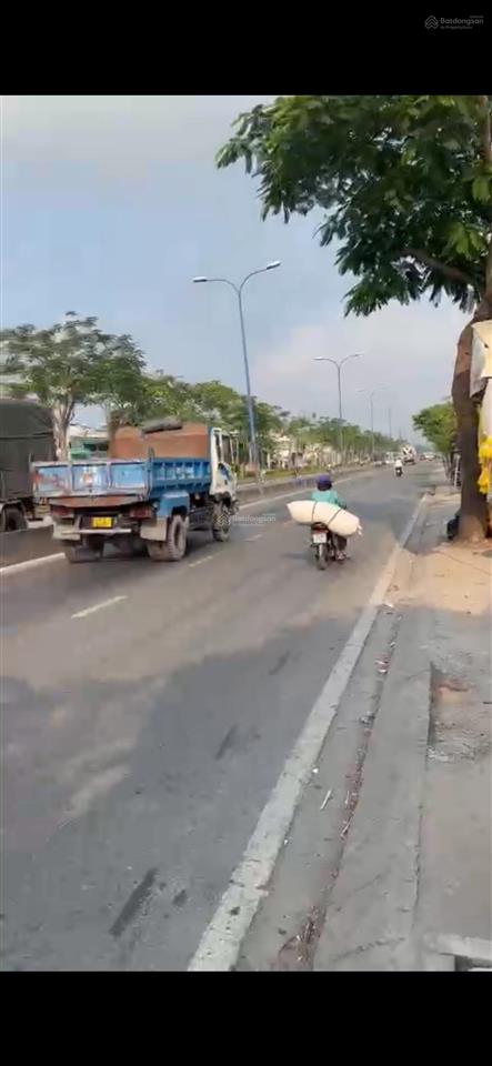 Bán nhà xưởng 3800m mặt tiền đường trần đại nghĩa, giá 150 tỷ.