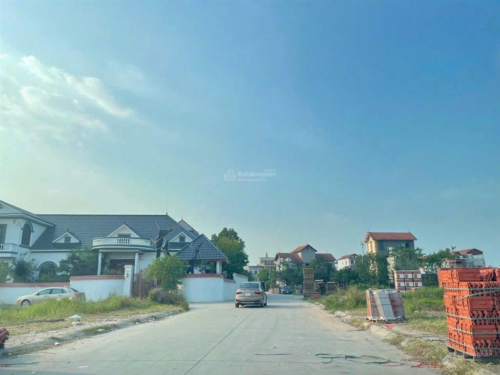Chị gái gửi bán nhanh 88m2 đấu giá đức nhuận dạ trạch khoái châu hưng yên
