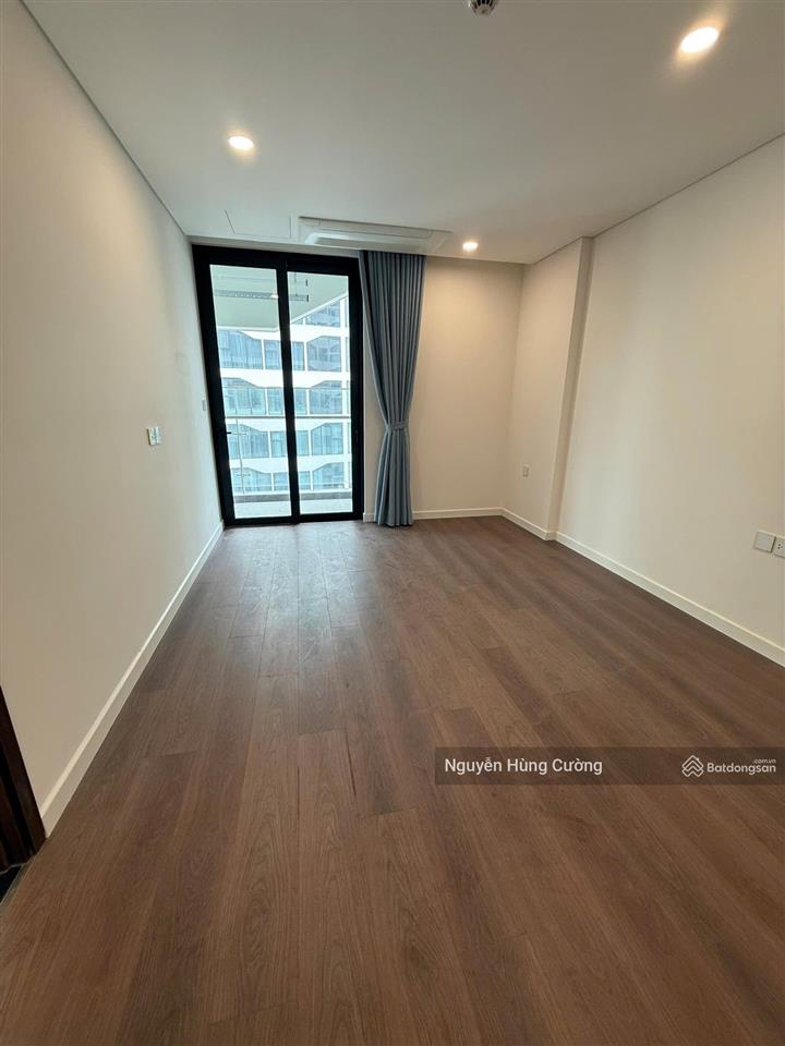 (giá tốt) bán căn 2pn 74m2 sunshine green iconic long biên giá chỉ 7,349 tỷ e cường 0976 044 ***