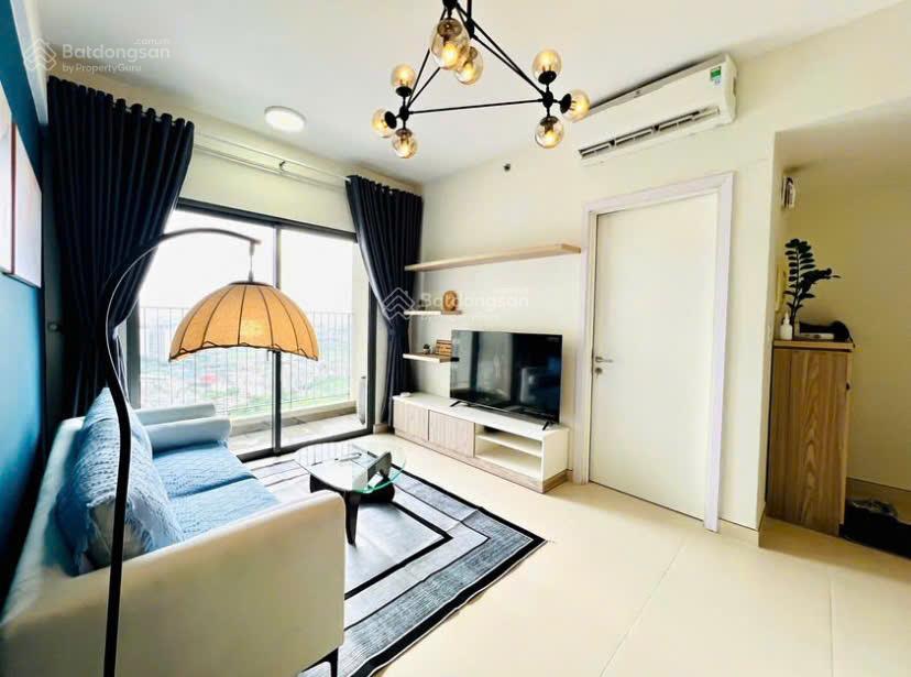 2 tỷ (50m2),ch phong thuỷ,hướng tốt ,sổ trao tay ,bank 70% duyệt nhanh ,tầng trung view góc hồ bơi