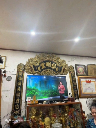 Bán gấp nhà 3 tầng mặt phố Trần Hưng Đạo, 95m2, mặt tiền 5m, vị trí đẹp, kinh doanh tốt, giá 43 tỷ