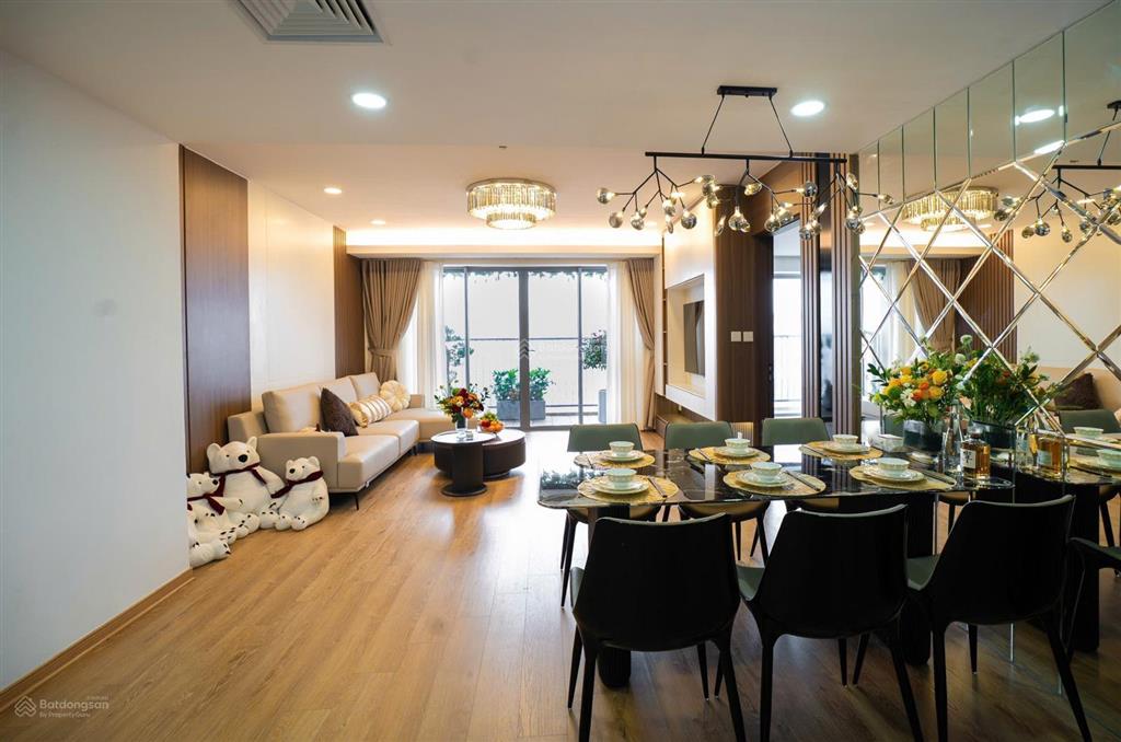 Bán gấp! ch kosmo tây hồ dt 102m 3pn full nt sđcc view hồ tây giá 11,8 tỷ căn góc đn 0971 085 ***