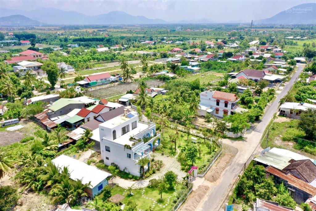 Bán đất mặt đường (20m) ngay đường hương lộ 39, trung tâm huyện diên khánh giá cắt lỗ