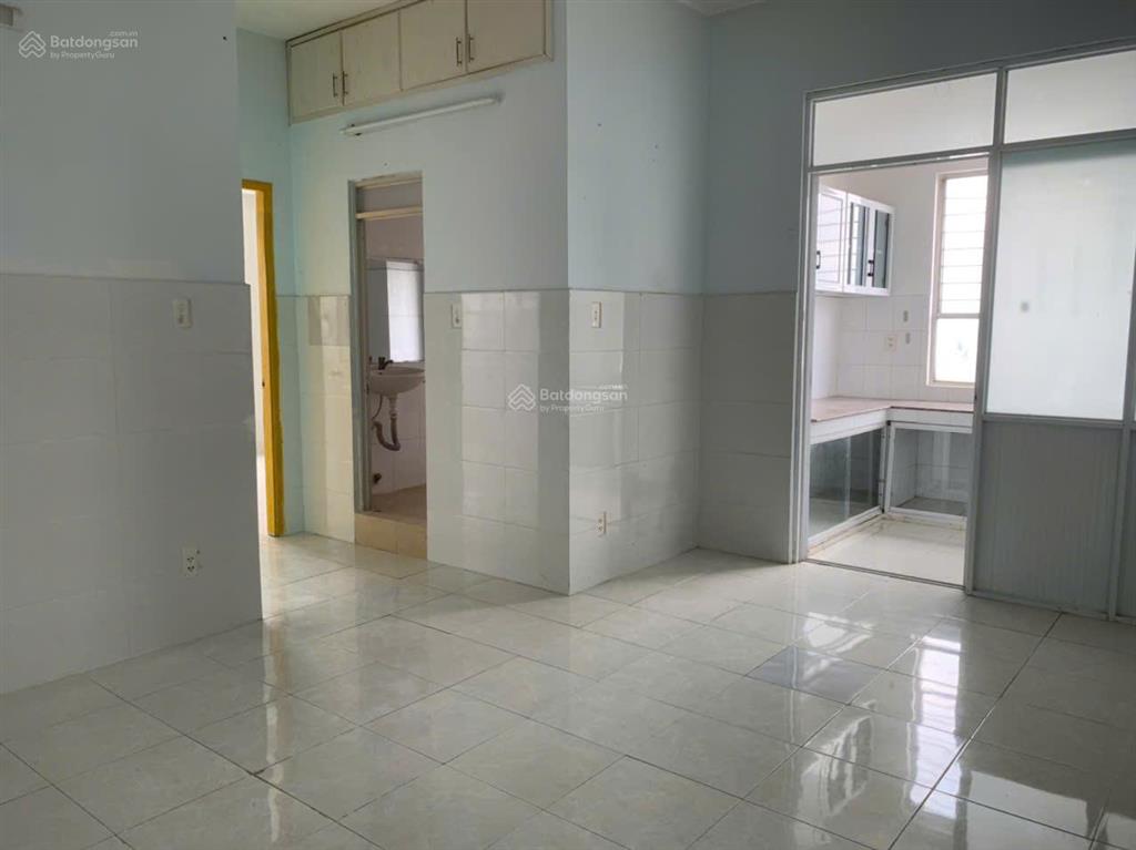 Bán cc tại phố lý thường kiệt, 2,9 tỷ, 50m2, 2pn, thang máy nhà mới
