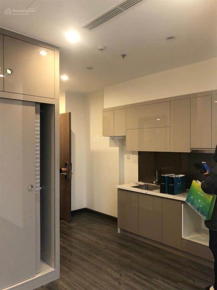 Studio tòa tonkin 1 28.6m2, 2.5 tỷ, chính chủ cần bán gấp vinhomes smart city rẻ nhất thị trường