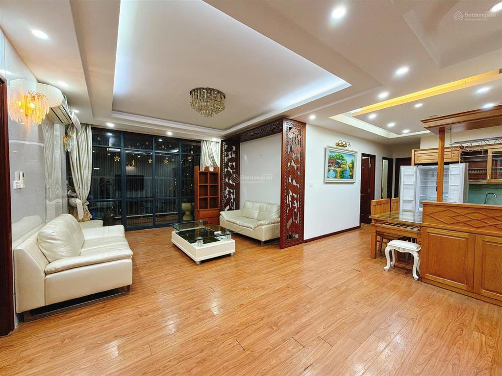 Bán căn 3n dt 129m2 ban công n full đồ sẵn slot oto tại c'land lđt giá 8,85 tỷ 0368 562 ***