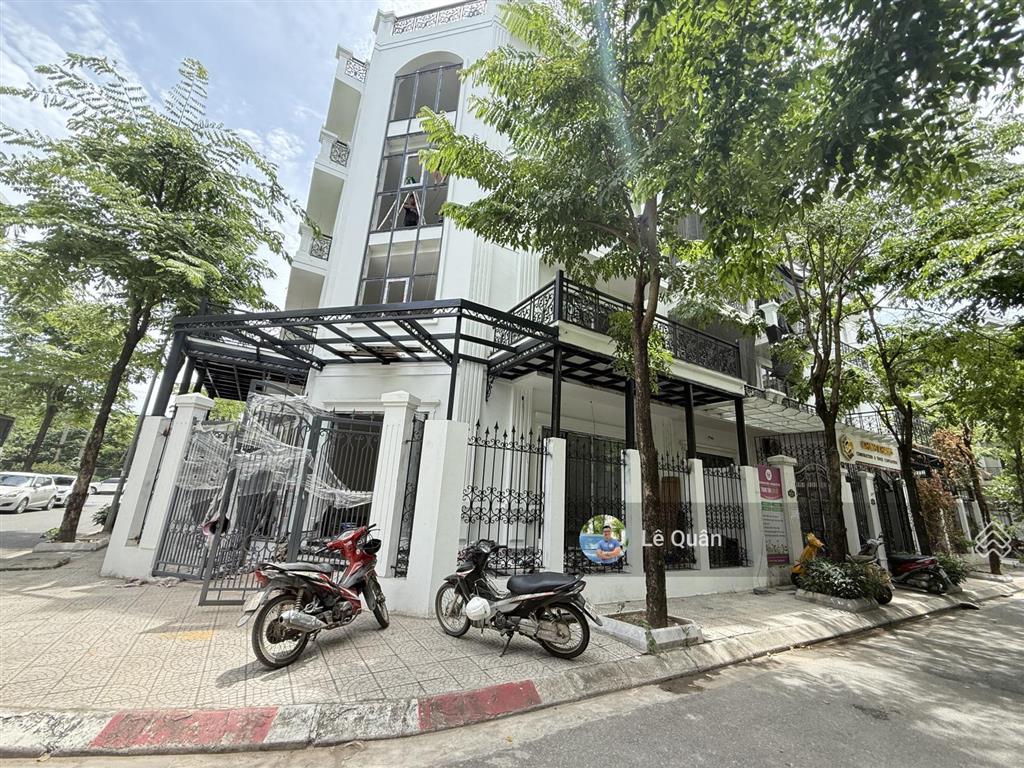 Chính chủ bán lô góc 135m2 kđt mới đại kim ở, làm vp cực đẹp. 0986 786 ***