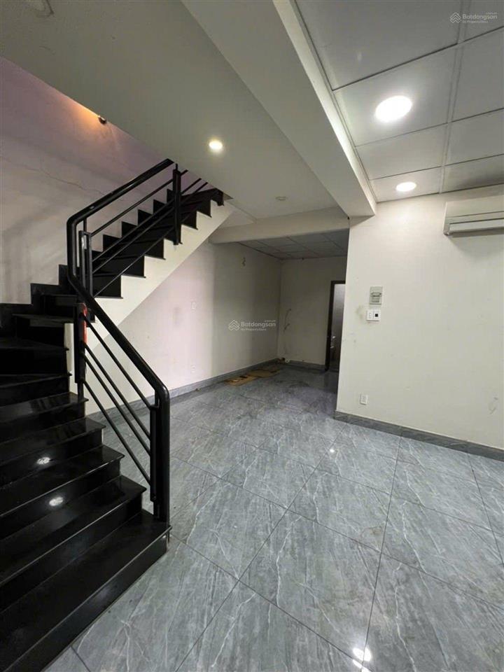 Hàng hiếm giá mềm kho xưởng mặt tiền quốc lộ 1a , bình tân hơn 500m2 chỉ 8.8 tỷ (tl)