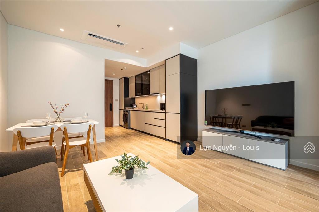 Louis bán căn studio duy nhất tại crest view sông q1 giá 14 tỷ