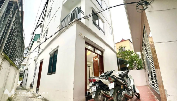 Bán nhà Tây Mỗ – Nhà mới kính koong – 6 tầng – VF3 tới cửa – Sát Vin