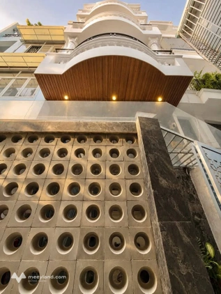 Bán nhà Hoàng Văn Thụ, Phú Nhuận, 5 tầng đẹp, 35m2 (4x9m), đủ nội thất, 30m ra mặt tiền ô tô